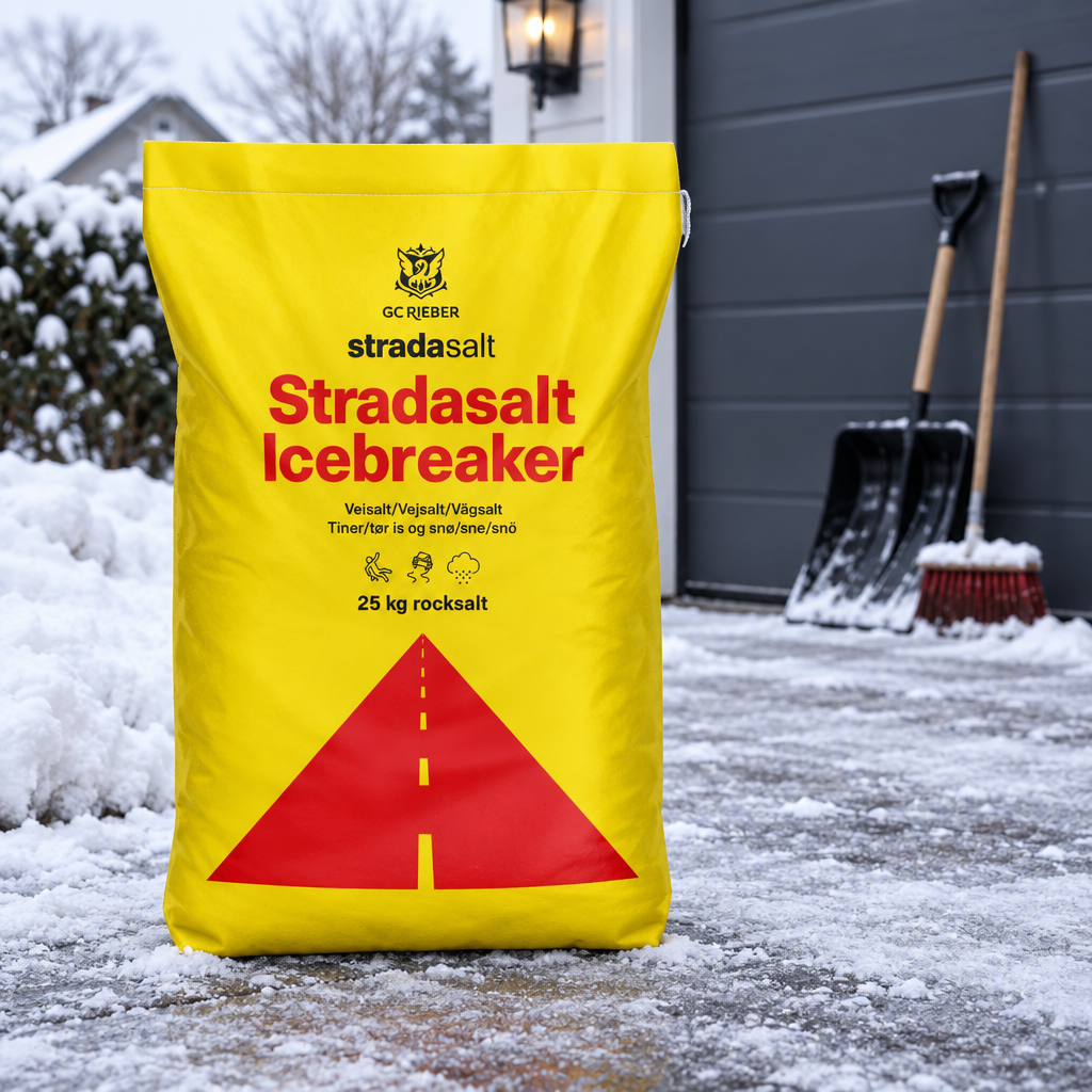 Stradasalt Icebreaker vejsalt 25 kg ved garage og vinterredskaber