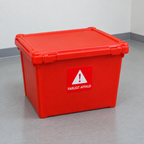 Rød affaldskasse med FARLIGT AFFALD-piktogram på fronten