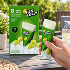 Sun Lolly Vindrue, 8 × 60 ml, med åbnet frys selv-is i voksenhånd på terrasse