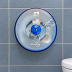 Blå Lotus SmartOne Mini-dispenser på blågrå væg ved toilet