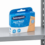 Salvequick Aqua Resist plasterpakke på metalhylde