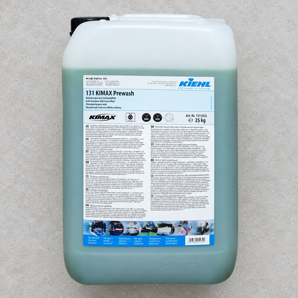 Stemningsbillede af autoshampoo set ovenfra