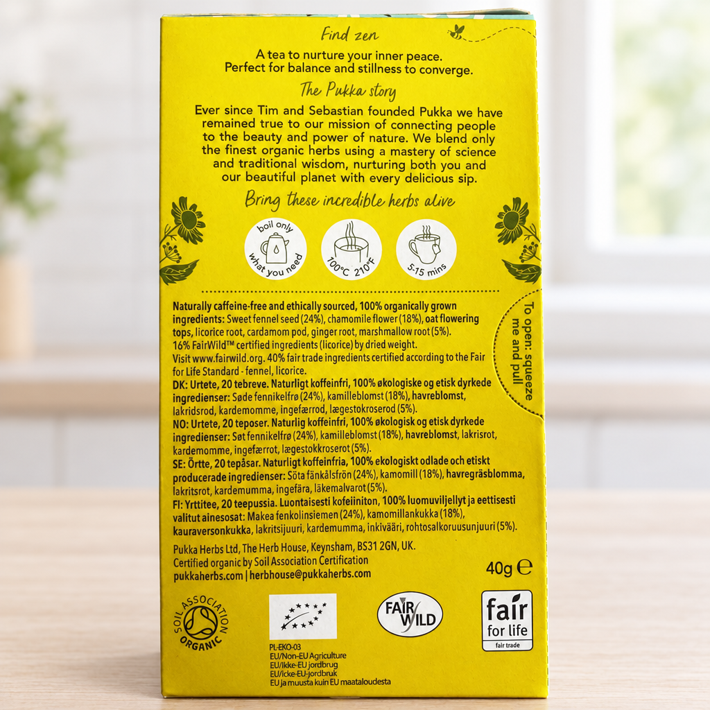 Pukka Relax-pakkens gule bagside med ingrediensliste og tilberedningsanvisning