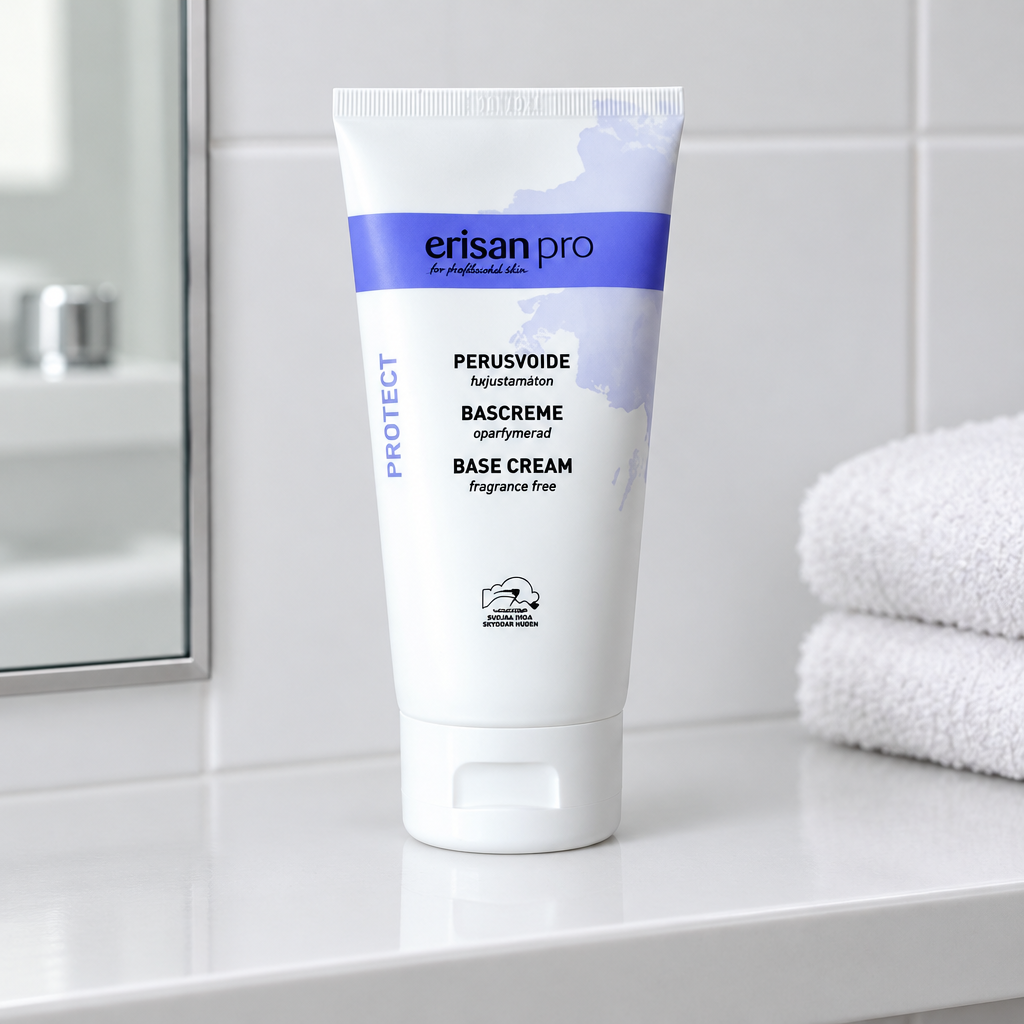 Erisan Pro Base Cream i lukket tube på hylde ved håndvask