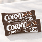 To individuelt indpakkede Corny Milk Dark & White müslibarer à 40 g, varenr. 8384
