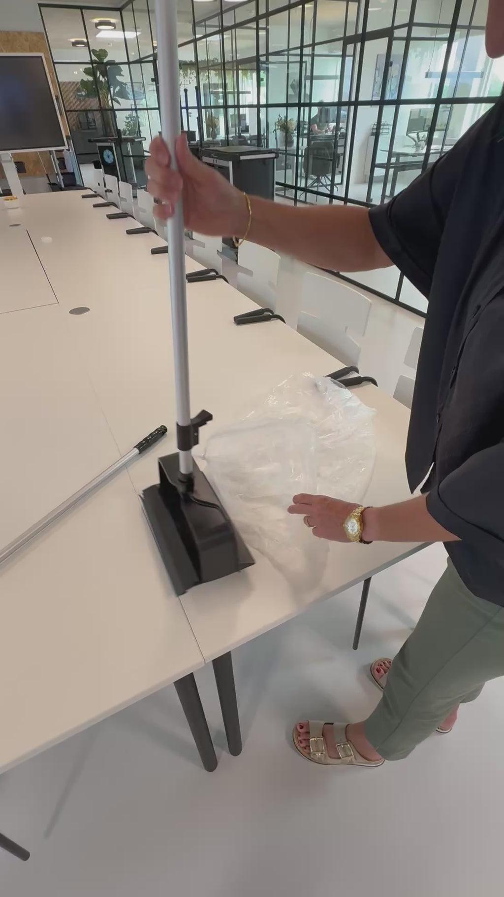 Fejesæt i Alu med Poseholder – Effektiv til vådt og tørt