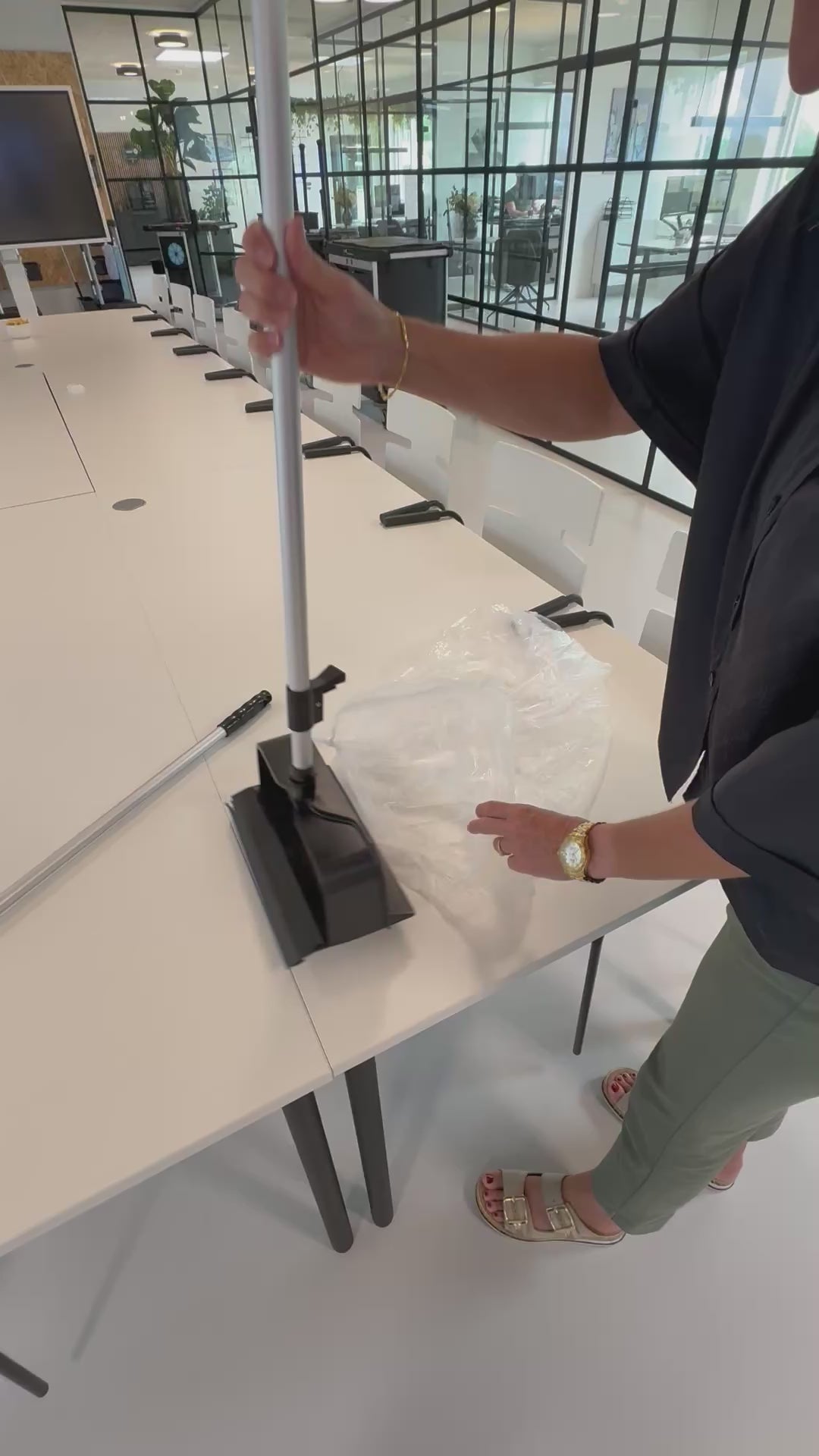 Fejesæt i Alu med Poseholder – Effektiv til vådt og tørt